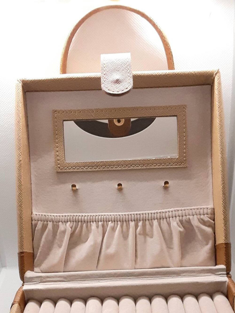 NEW suitcase style jewelry travel organizer - Picture 5 of 9